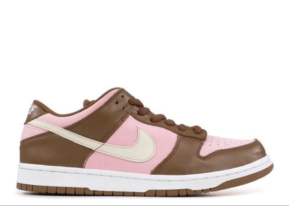 Nike SB Dunk Low Stussy Cherry